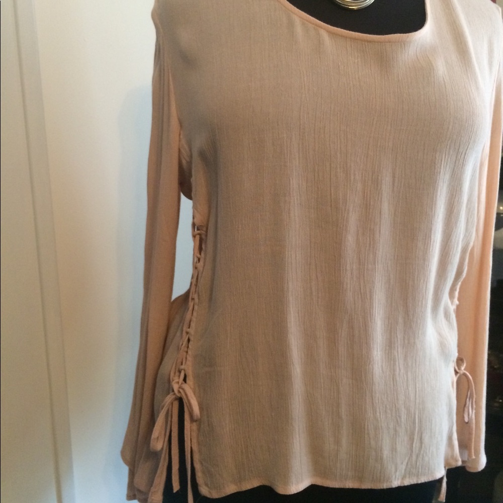 COPY - Dusky pink top with lace up sides